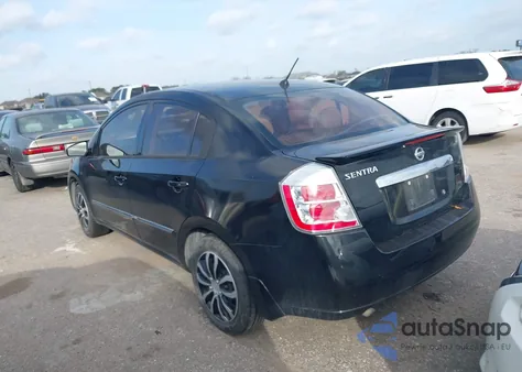 2011 Nissan Sentra 2.0S z USA, uszkodzony, nr VIN 3N1AB6AP6BL729786